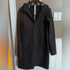 Lululemon raincoat